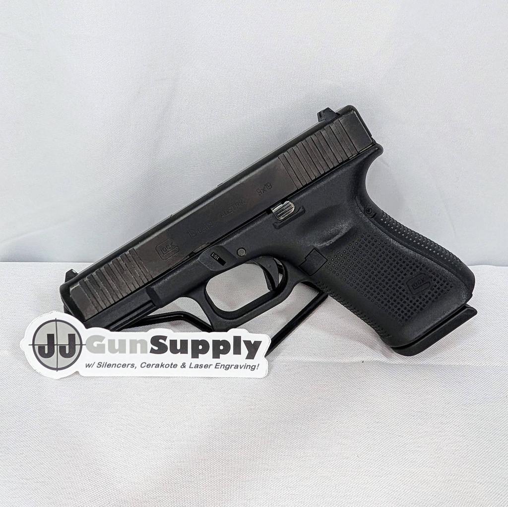**USED** Glock 19 Gen 5 9mm